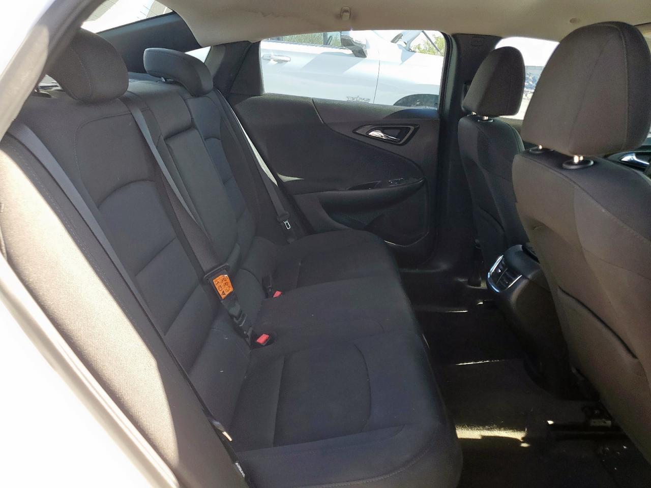 1G1ZD5STXJF203985 CHEVROLET MALIBU 2018