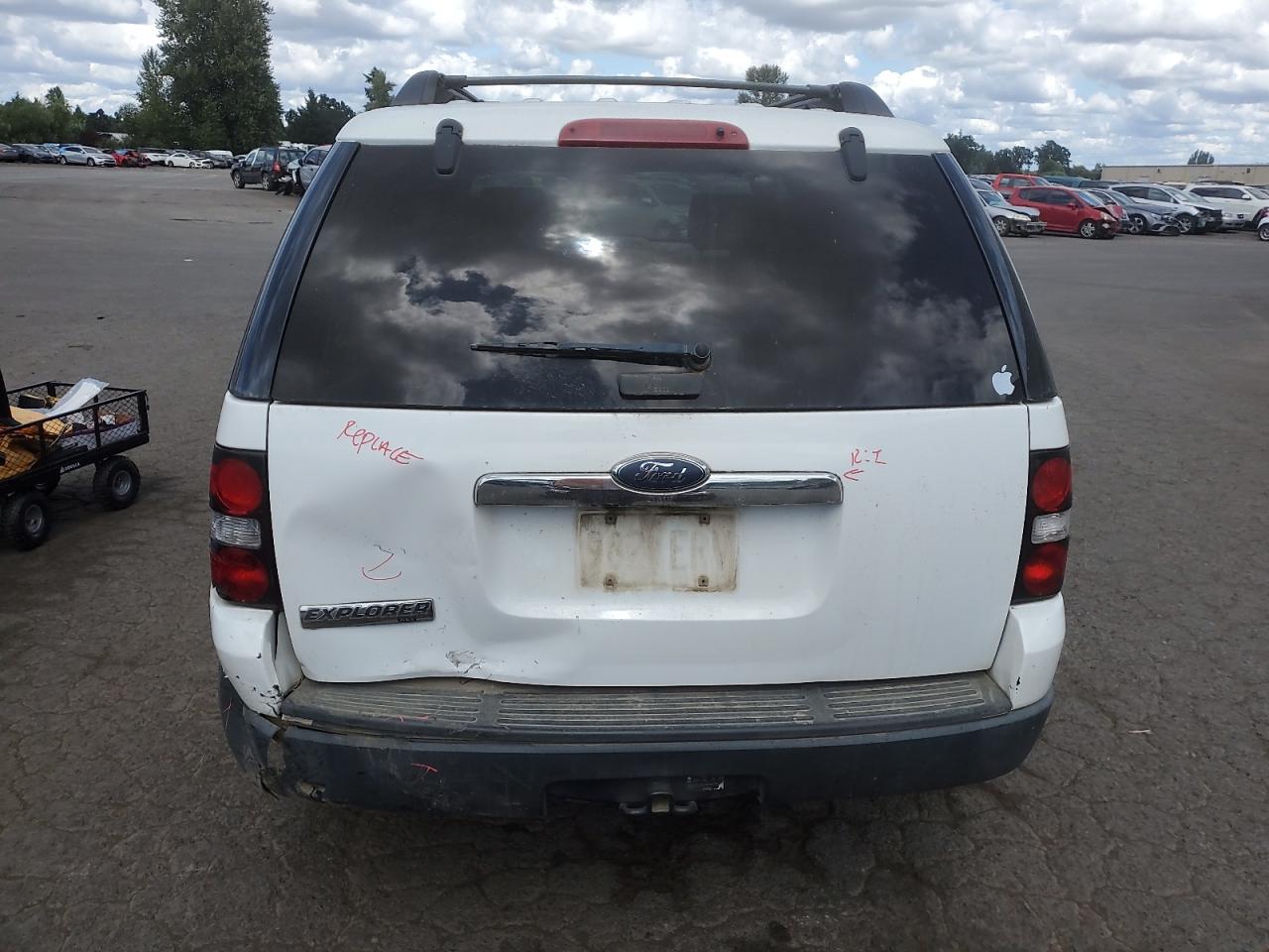 2007 Ford Explorer Xlt VIN: 1FMEU73E57UA47484 Lot: 60929095