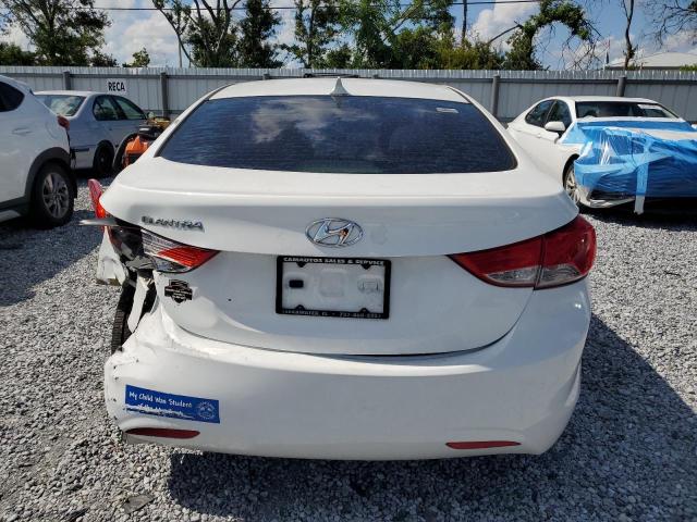  HYUNDAI ELANTRA 2013 Белы