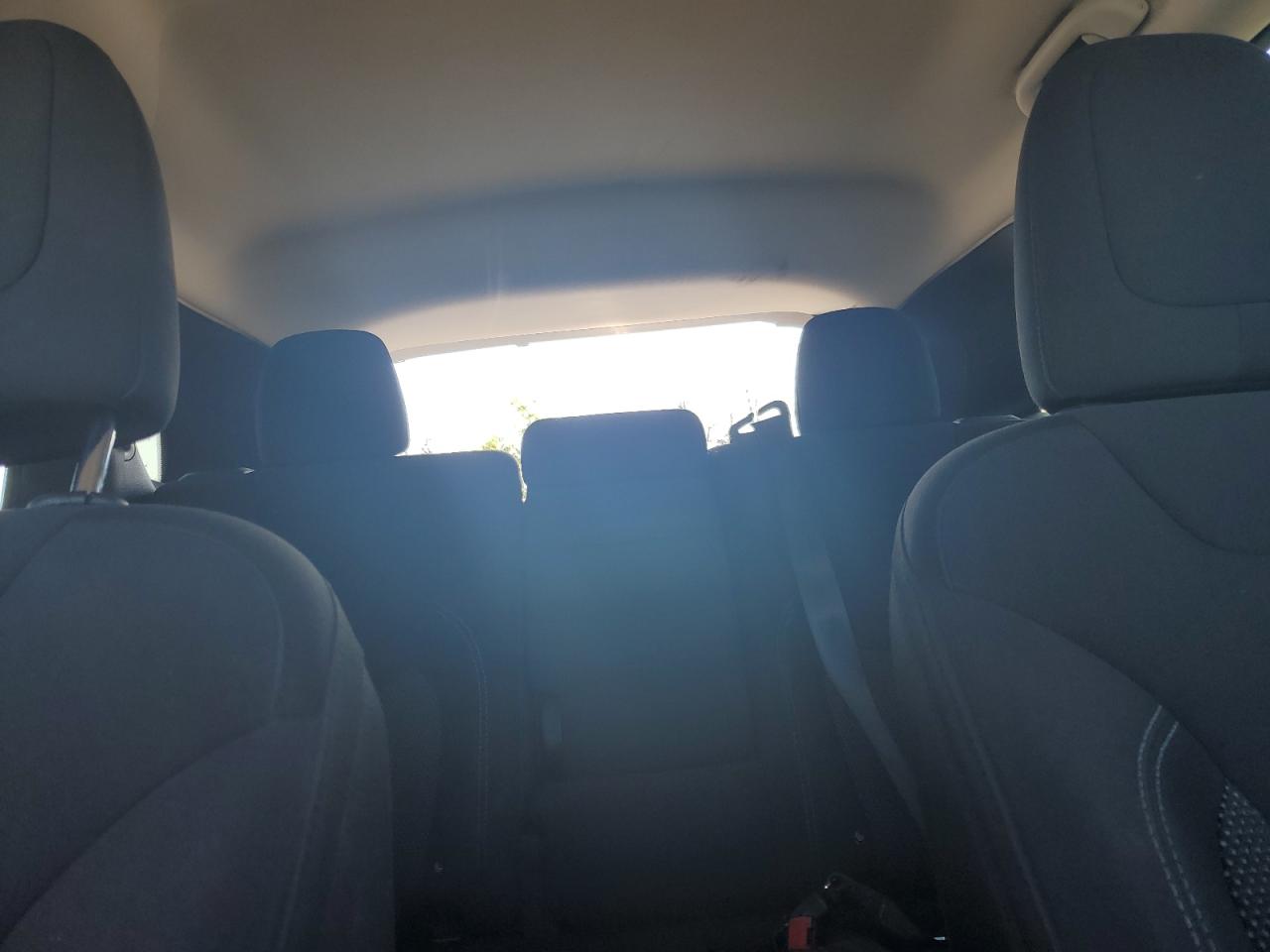 2019 Jeep Cherokee Latitude VIN: 1C4PJMCB0KD104273 Lot: 59298175