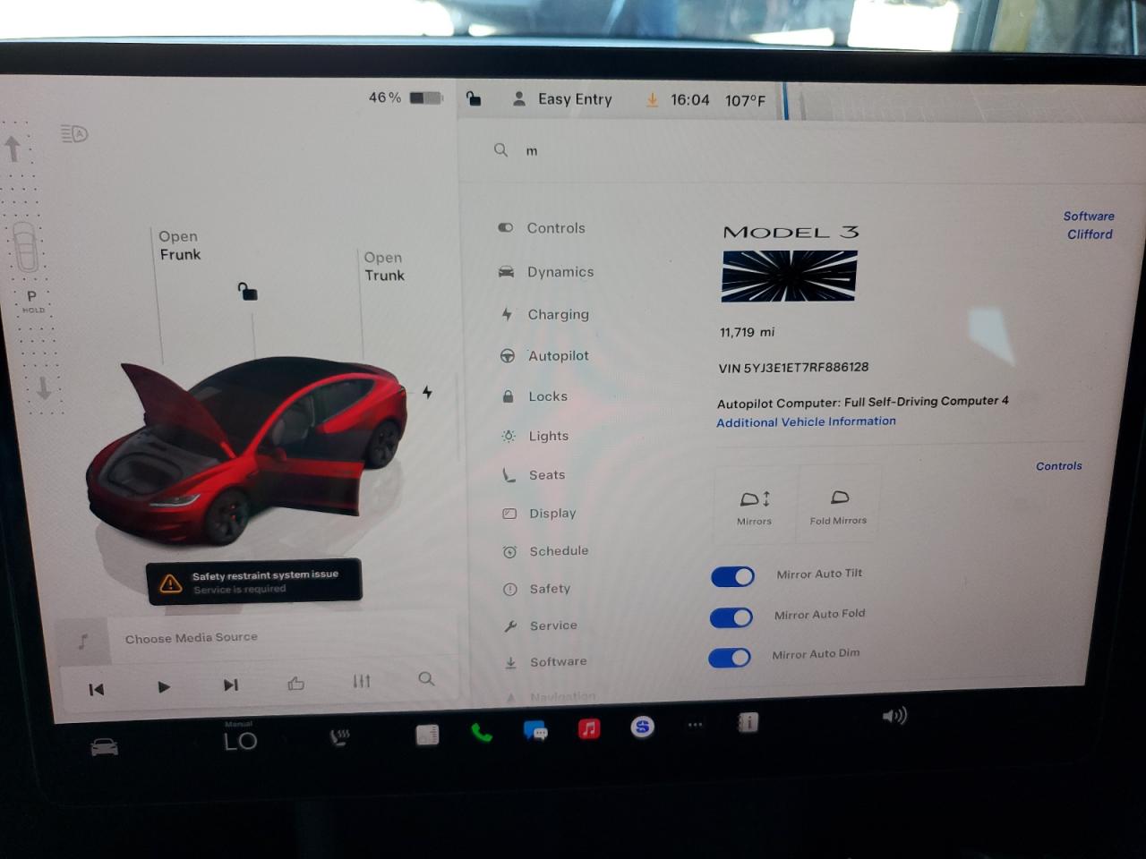 5YJ3E1ET7RF886128 2024 Tesla Model 3