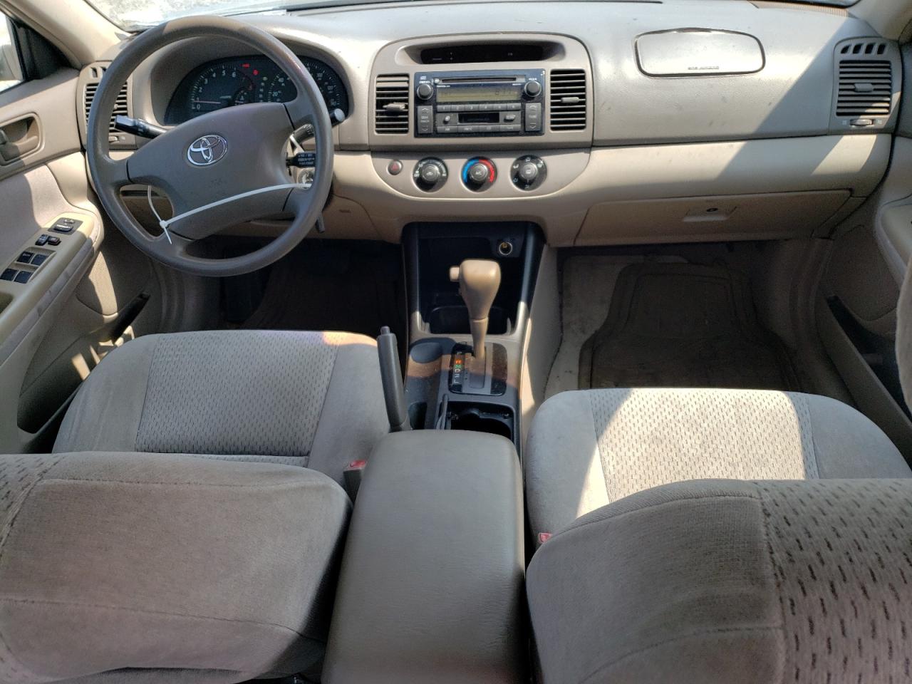 2003 Toyota Camry Le VIN: 4T1BE32K73U228905 Lot: 60494325