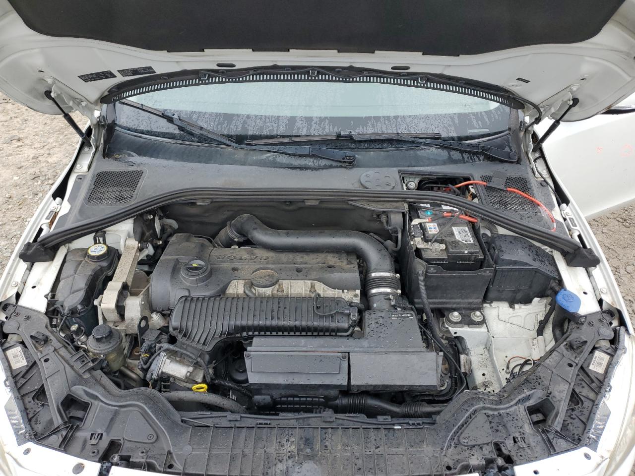 2014 Volvo S60 T5 VIN: YV1612FSXE2289504 Lot: 61221985