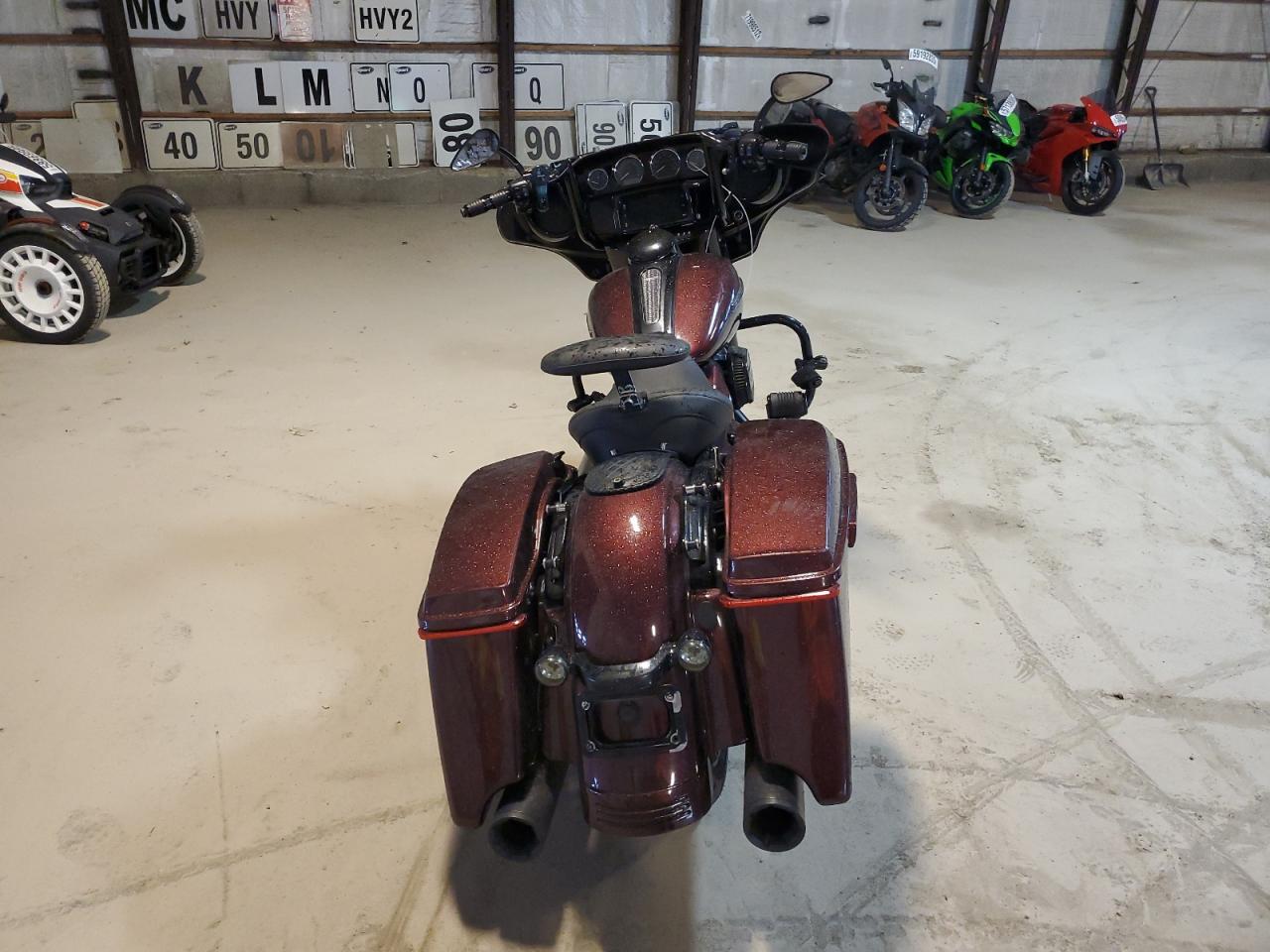 HARLEY-DAVIDSON FL 2018 VIN 1HD1KRC1XJB680422 zdjęcie 4