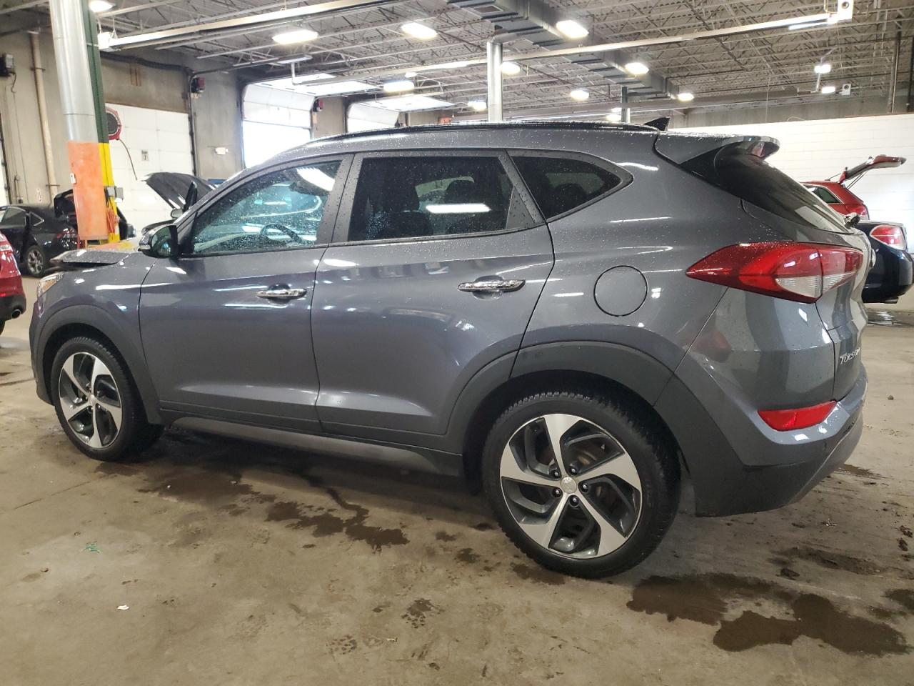 HYUNDAI TUCSON 2016 VIN KM8J3CA24GU109704 фото 2