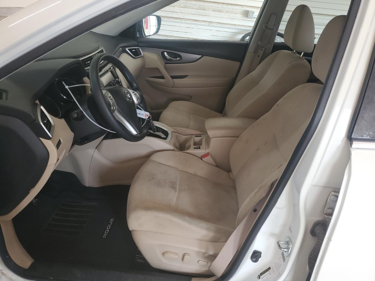 KNMAT2MV3GP727020 NISSAN ROGUE 2016