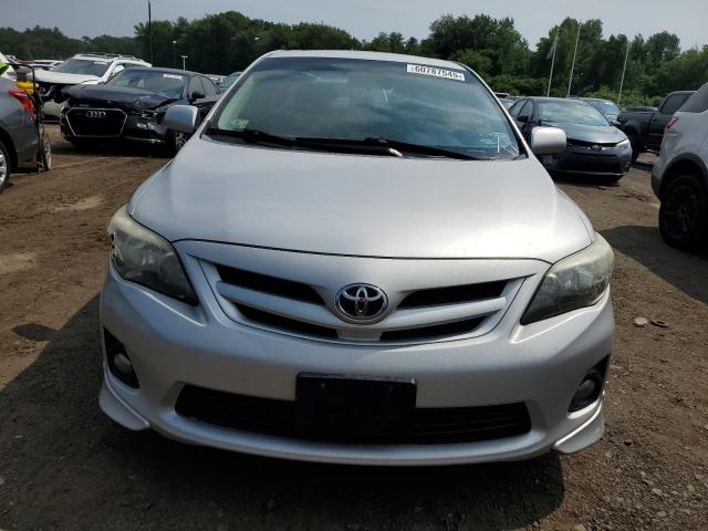  TOYOTA COROLLA 2013 Srebrny