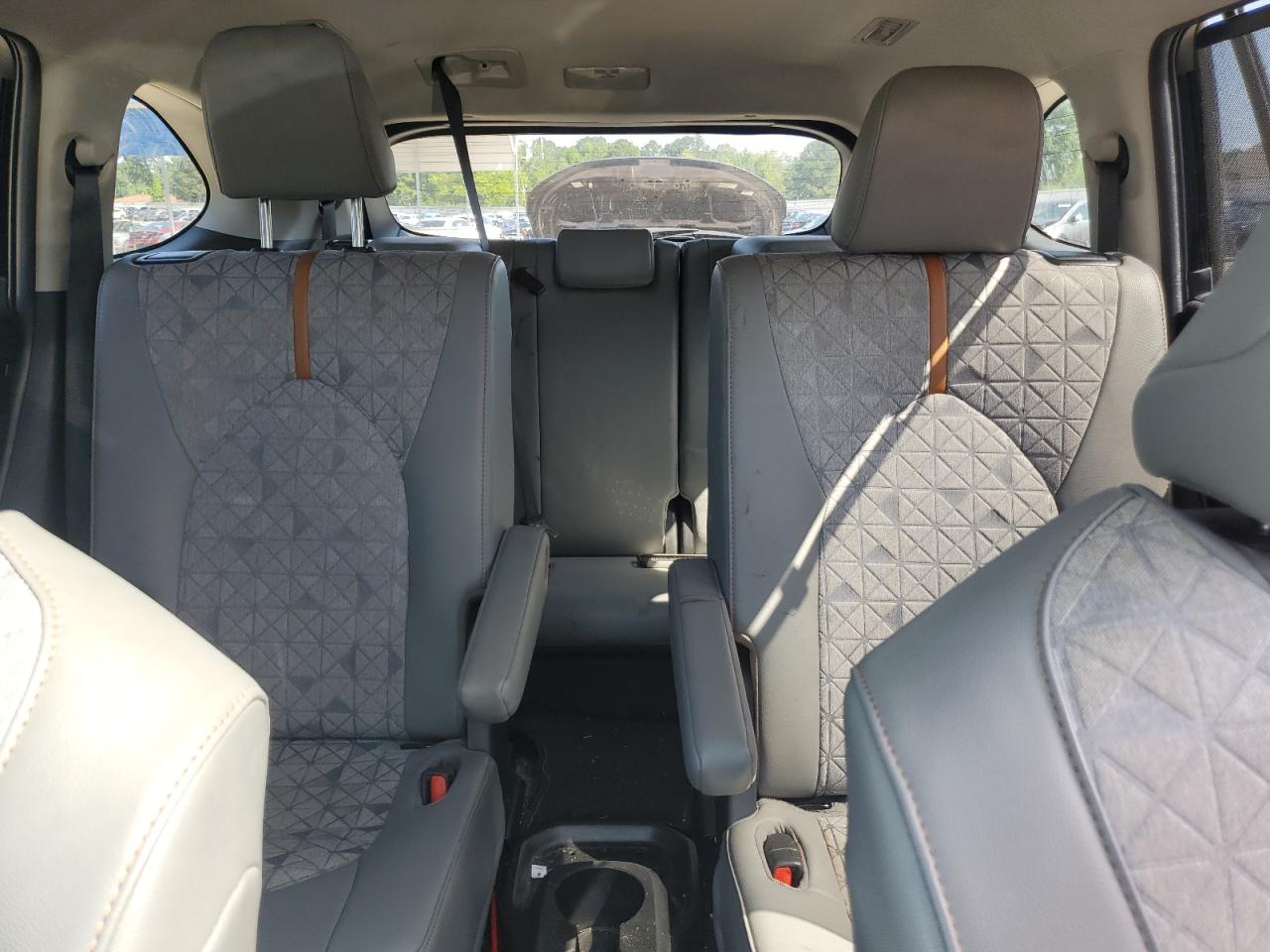 2022 Toyota Highlander Hybrid Xle VIN: 5TDAARAH7NS511607 Lot: 61696985