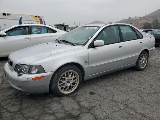2004 Volvo S40 1.9T