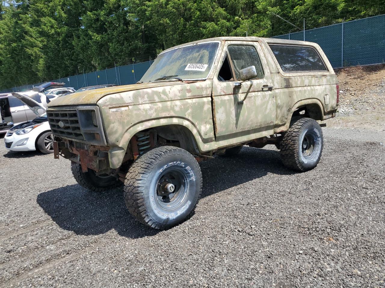 1983 Ford Bronco U100 for Sale in Graham, WA - Front End