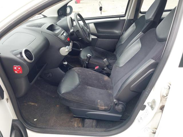 2013 TOYOTA AYGO VVT-I
