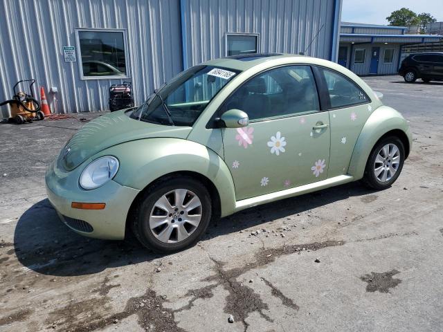2009 Volkswagen New Beetle S  