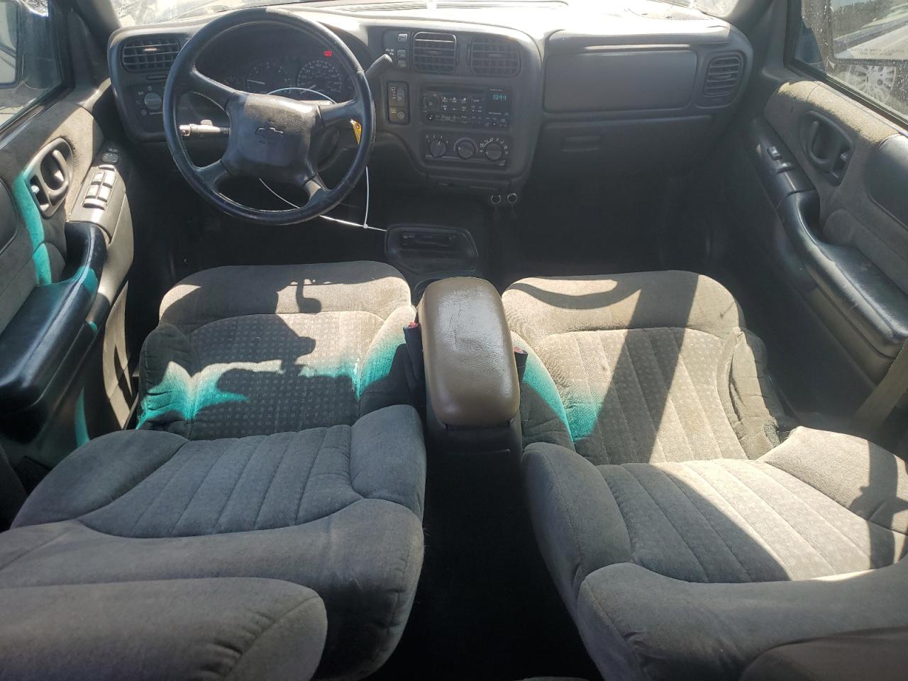2002 Chevrolet Blazer VIN: 1GNDT13W02K126453 Lot: 62340355