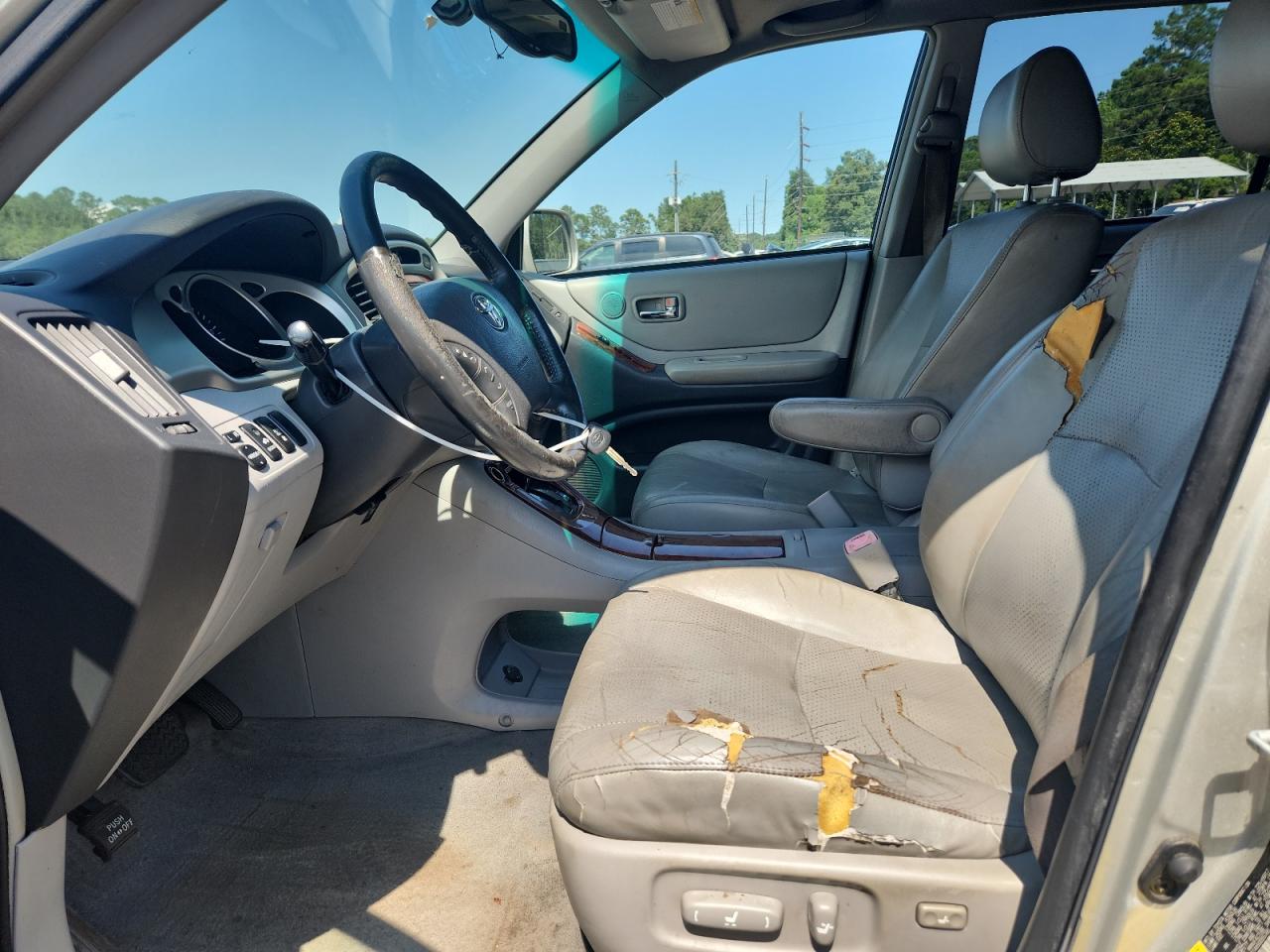 2005 Toyota Highlander Limited VIN: JTEDP21A650055765 Lot: 63287195