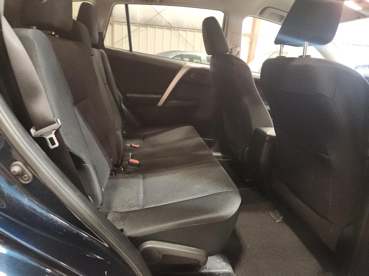 JTMBFREV9HJ704980 TOYOTA RAV4 2017