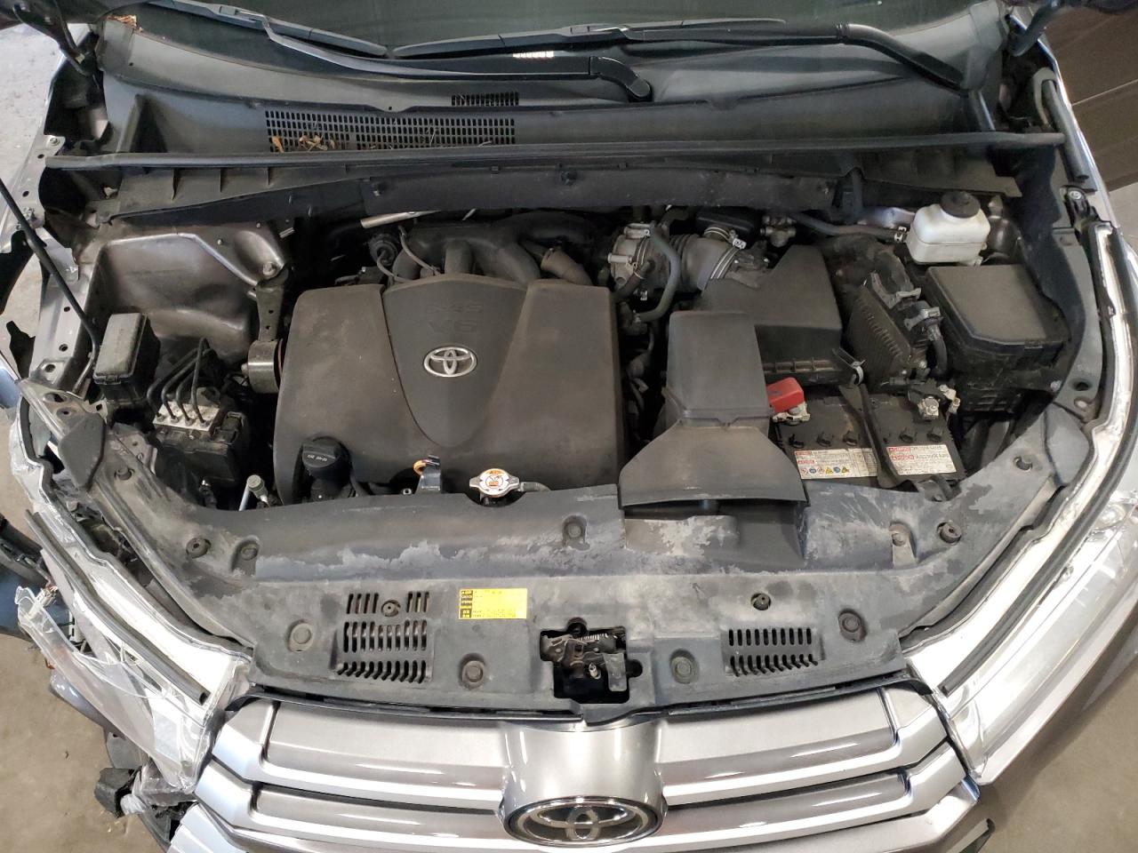 2019 Toyota Highlander Se VIN: 5TDJZRFH0KS598991 Lot: 62814595
