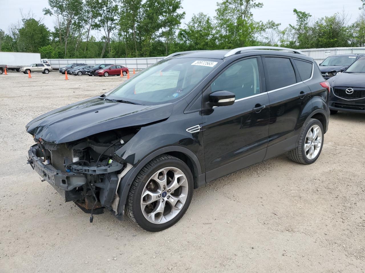2015 Ford Escape Titanium იყიდება Milwaukee-ში, WI - Front End