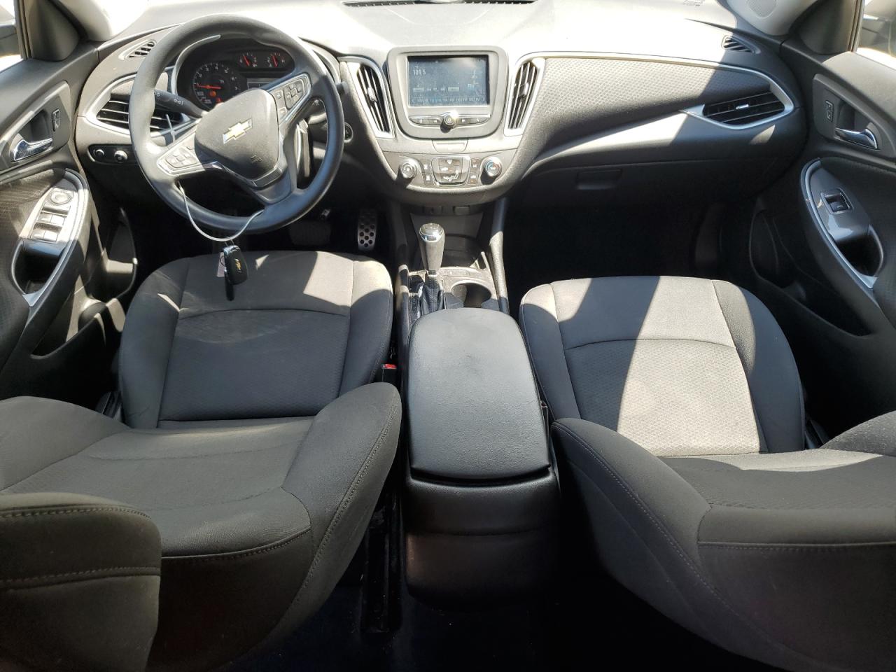 1G1ZB5ST9GF193657 CHEVROLET MALIBU 2016
