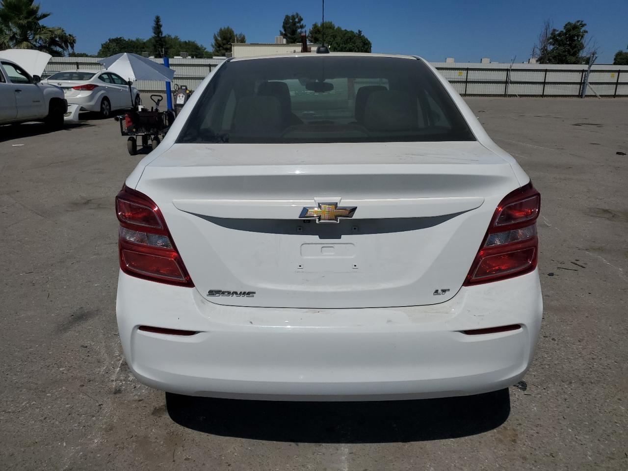 1G1JD5SGXJ4114333 CHEVROLET SONIC 2018