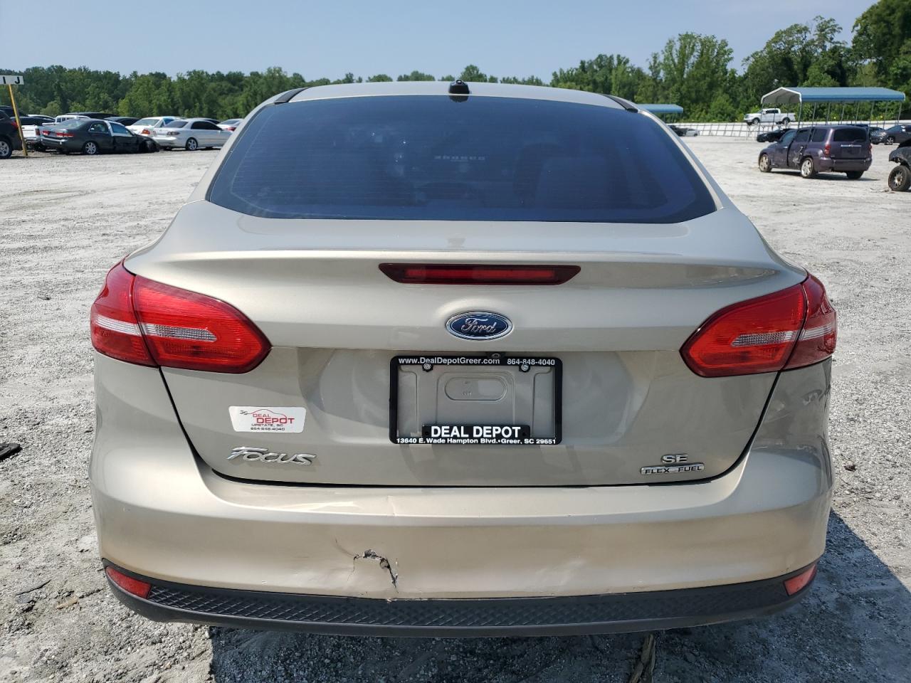 2016 Ford Focus Se VIN: 1FADP3F29GL376735 Lot: 62519985