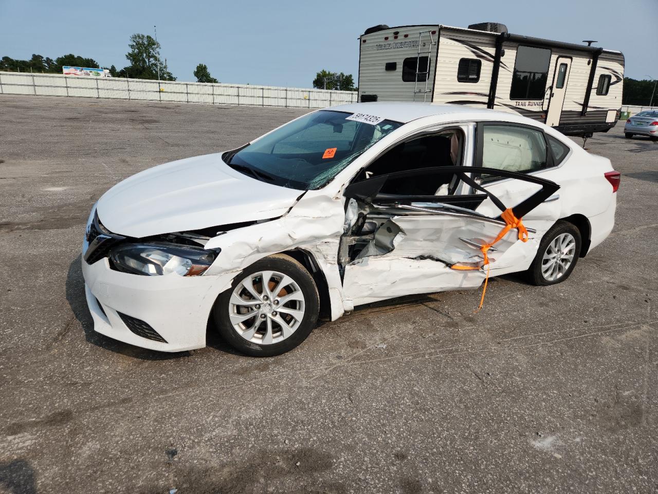 2018 Nissan Sentra S للبيع في Dunn، NC - Side