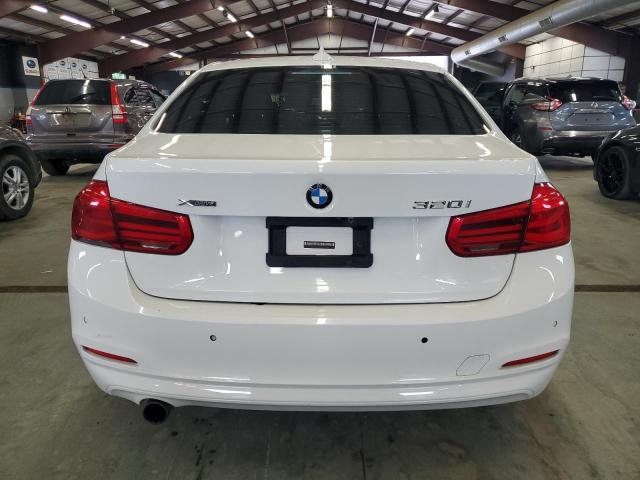 Sedans BMW 3 SERIES 2017 Biały