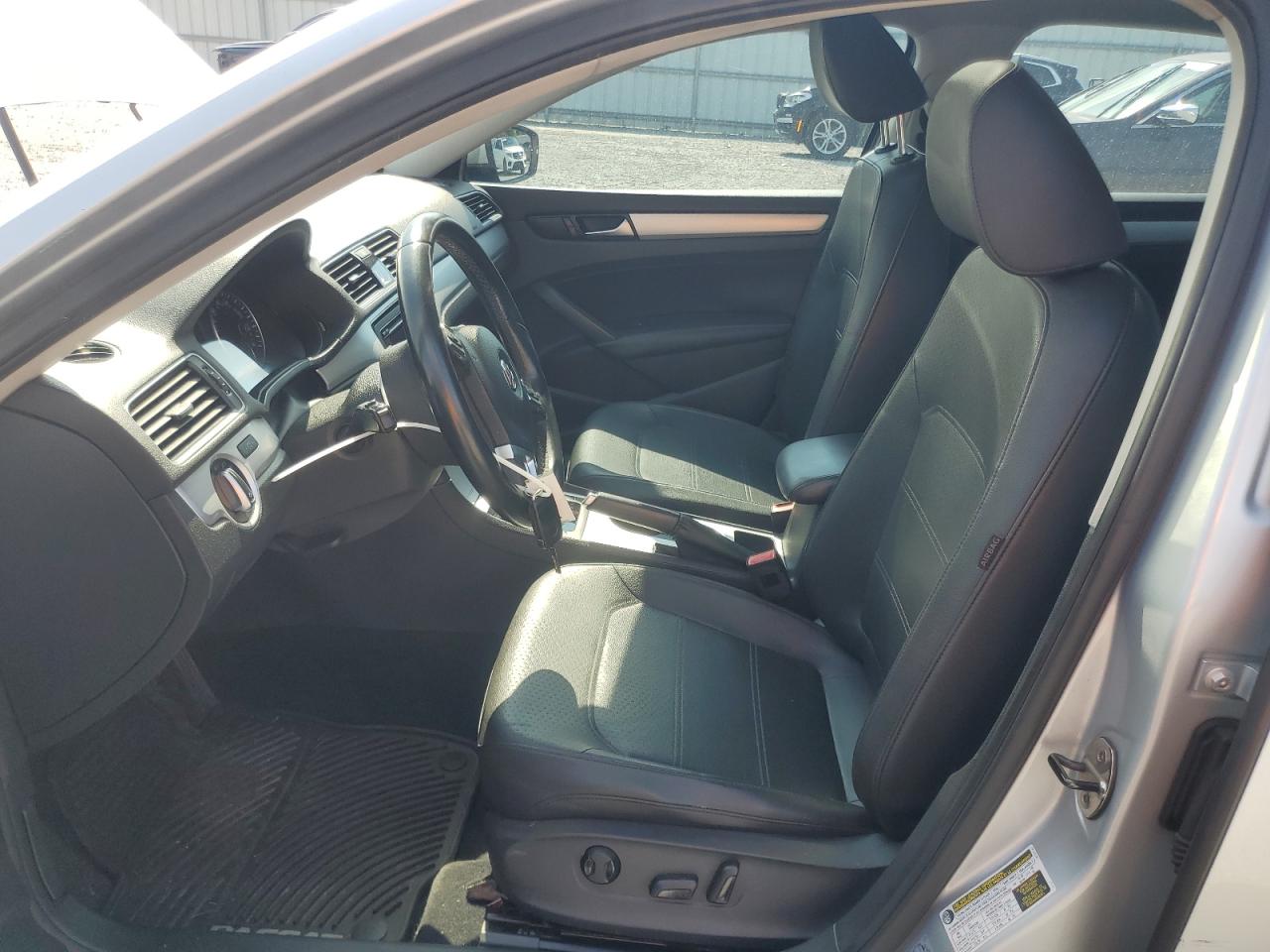 2013 Volkswagen Passat Se VIN: 1VWBH7A37DC133360 Lot: 62824445
