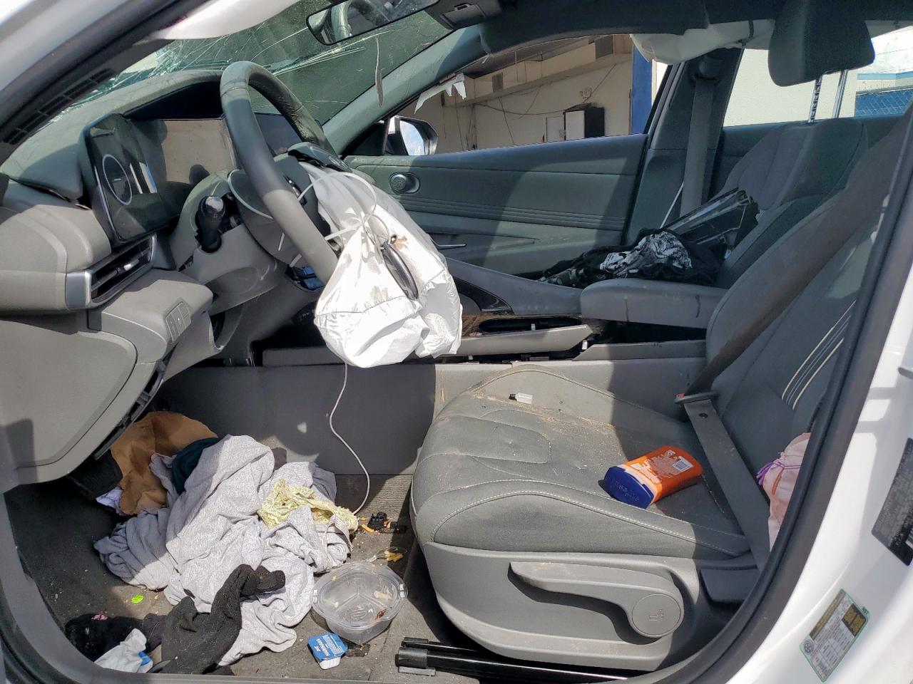 KMHLS4DG6SU964941 2025 Hyundai Elantra Sel