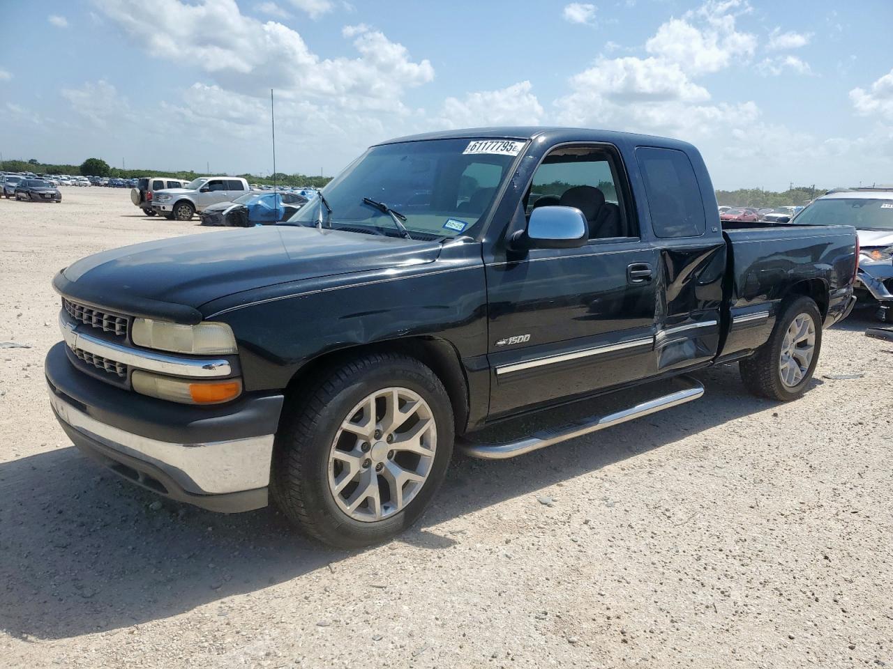 1999 Chevrolet Silverado C1500 للبيع في San Antonio، TX - Side