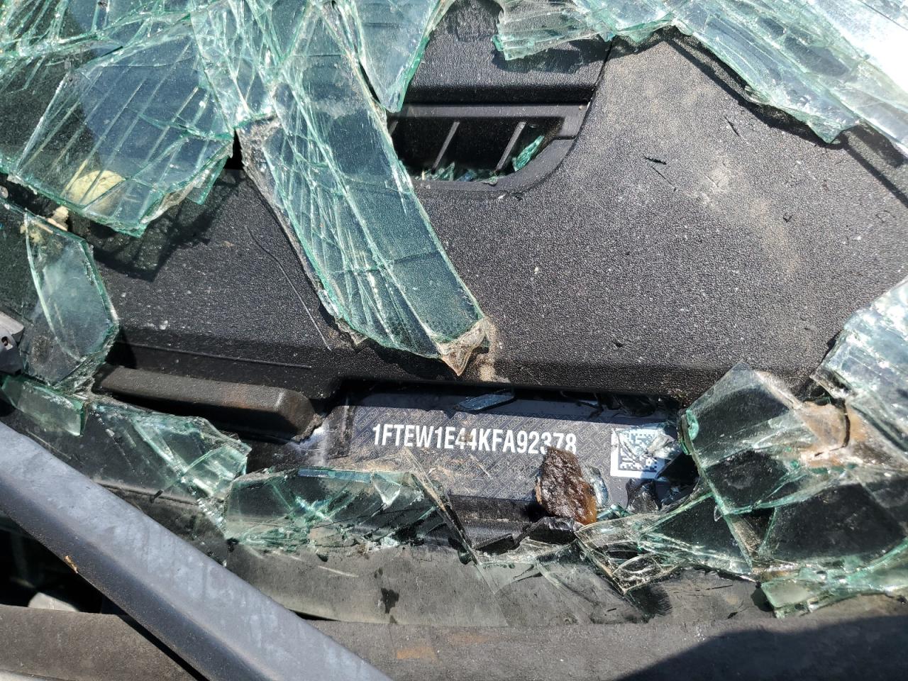 2019 Ford F150 Supercrew VIN: 1FTEW1E44KFA92378 Lot: 82045035