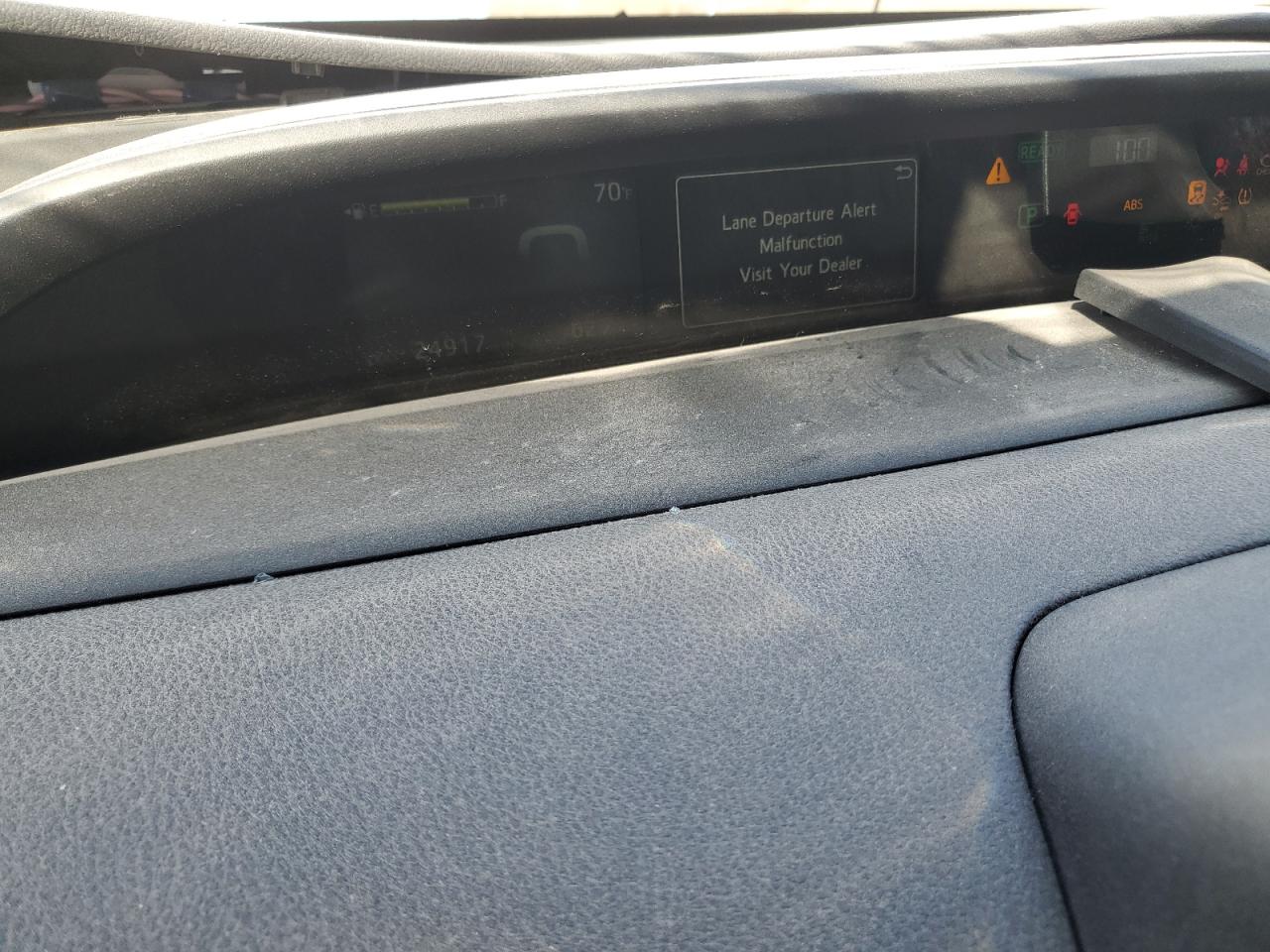 JTDKARFU8K3101261 TOYOTA PRIUS 2019