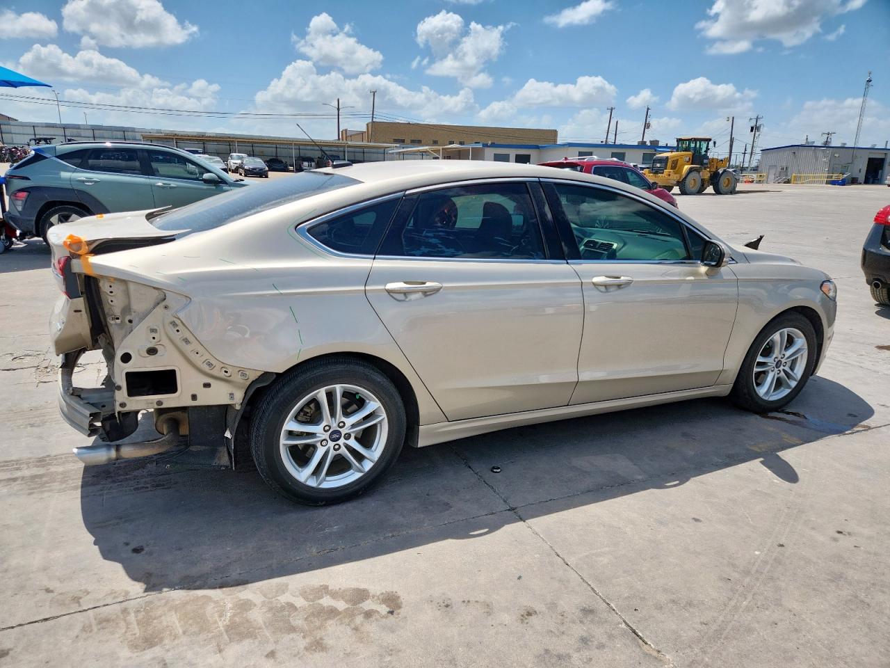 3FA6P0HD8JR130869 FORD FUSION 2018