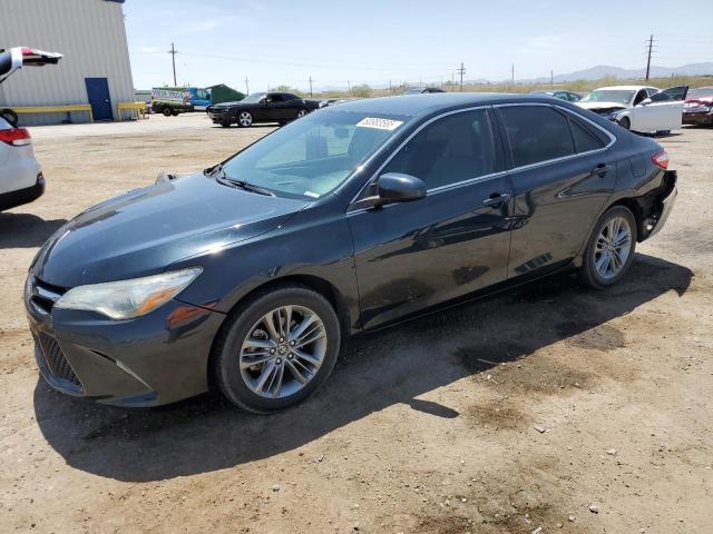 Sedans TOYOTA CAMRY 2017 Granatowy