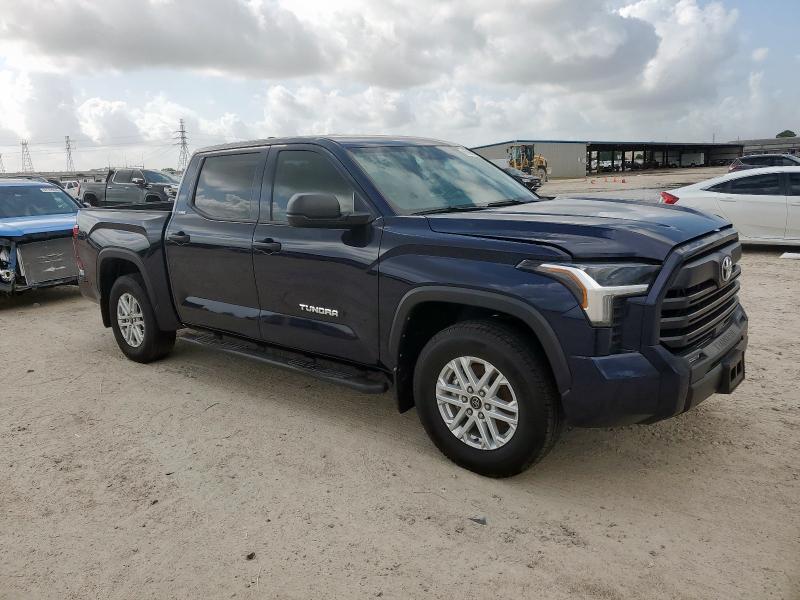  TOYOTA TUNDRA 2024 Blue