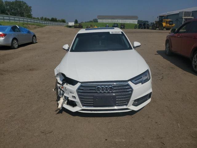 AUDI A4 2017 White