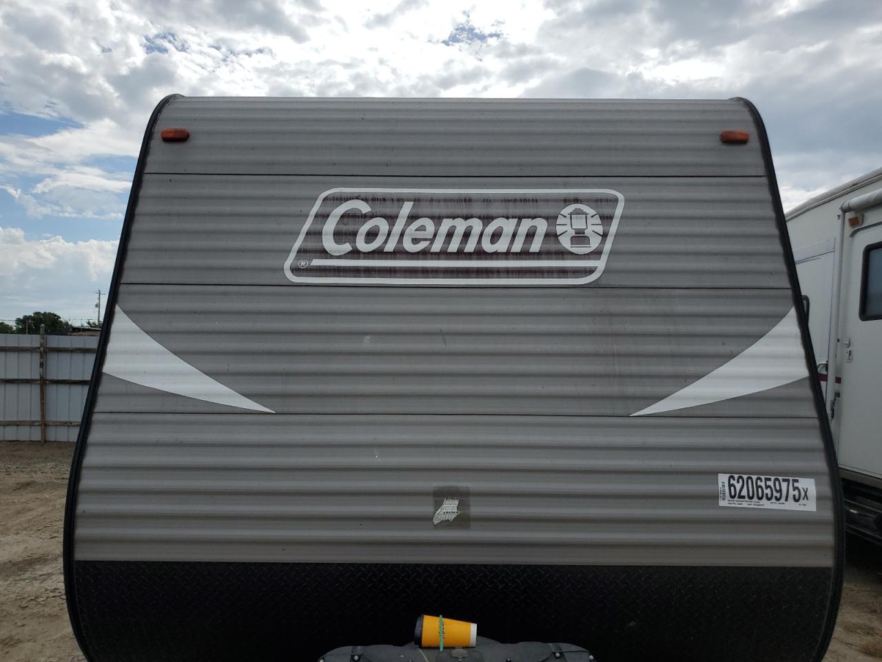 COLEMAN L859 2017 VIN 4YDT26322HH936395 photo 8