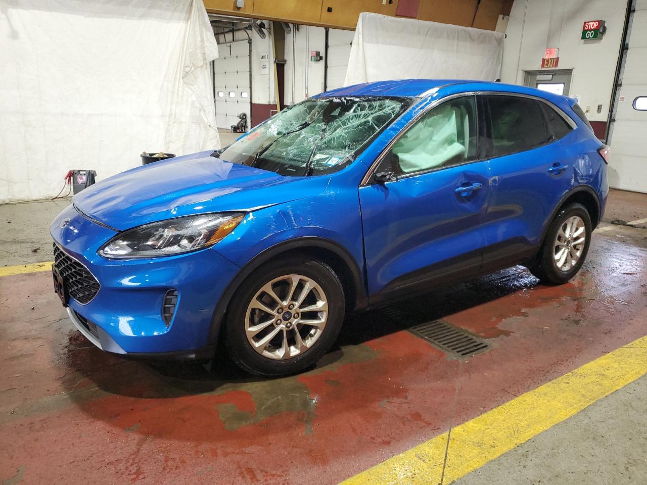 1FMCU0G62MUA69875 FORD ESCAPE 2021