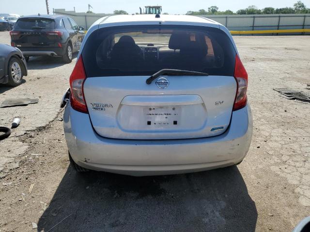 Хэтчбеки NISSAN VERSA 2014 Серебристый