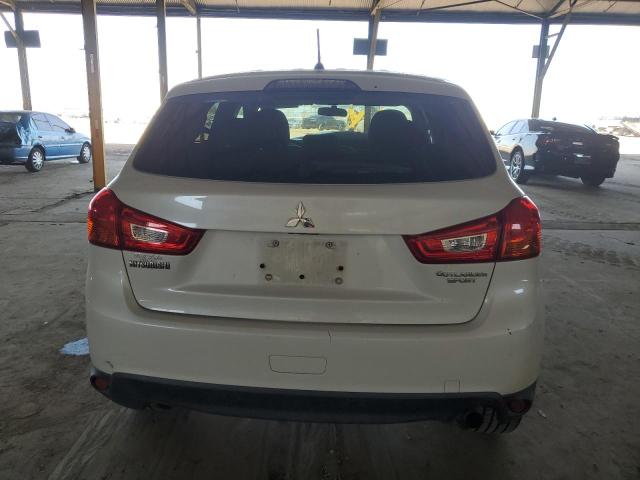  MITSUBISHI OUTLANDER 2015 Белы