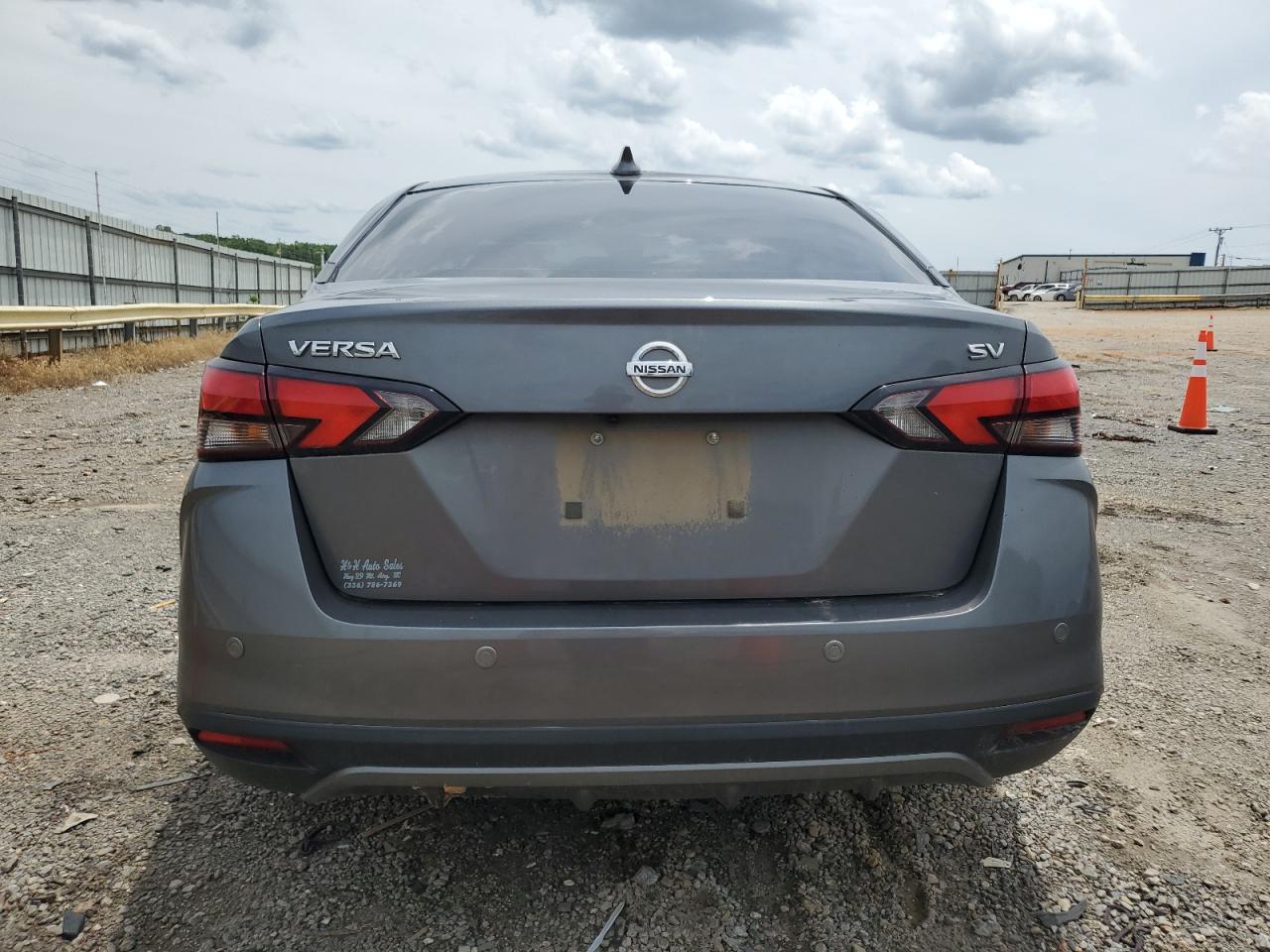 3N1CN8EV3ML880947 NISSAN VERSA 2021