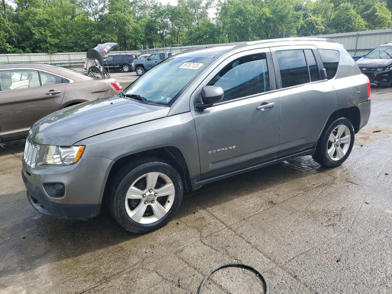 2013 Jeep Compass Latitude للبيع في Ellwood City، PA - Front End