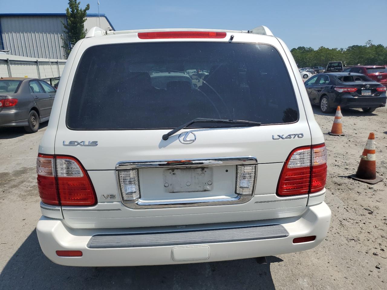 2004 Lexus Lx 470 VIN: JTJHT00W443535946 Lot: 61731325