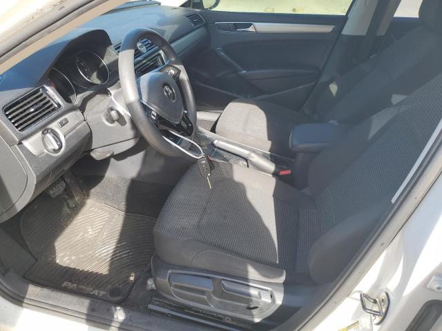  VOLKSWAGEN PASSAT 2017 Biały