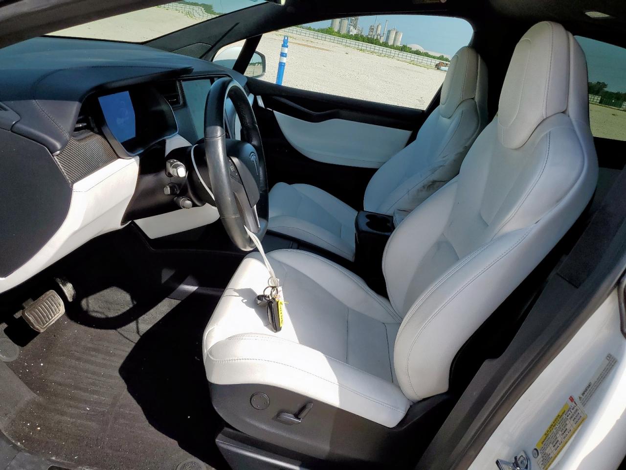 2018 Tesla Model X VIN: 5YJXCBE20JF103675 Lot: 61085705
