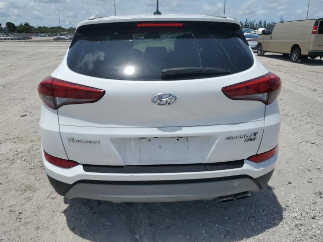  HYUNDAI TUCSON 2017 Белы