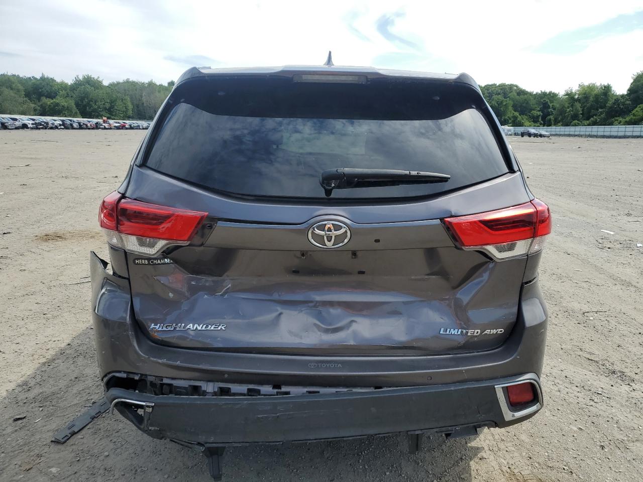 2017 Toyota Highlander Limited VIN: 5TDDZRFH9HS418364 Lot: 62901335