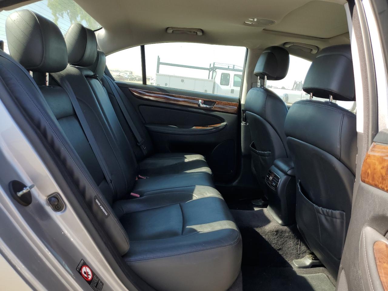 HYUNDAI GENESIS 2011 VIN KMHGC4DE5BU132875 photo 10