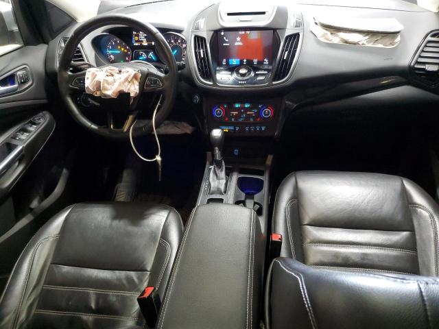  FORD ESCAPE 2017 Srebrny