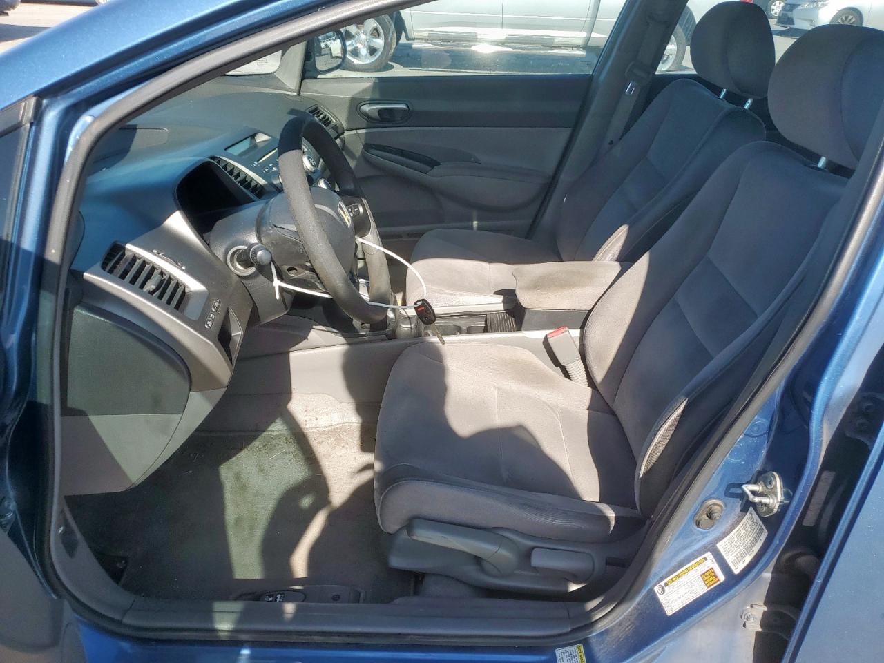2008 Honda Civic Lx VIN: 1HGFA16518L032144 Lot: 63143435