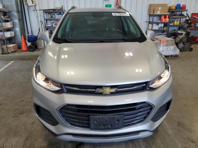  CHEVROLET TRAX 2019 Srebrny